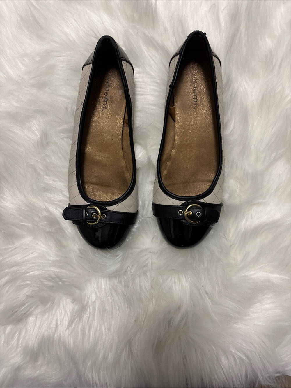 Two-Tone Quilted Ballet Flats with Gold Buckle